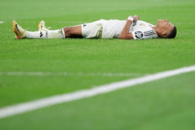 露就秒到没人要！名记辟谣罗德里戈加盟英超豪门，皇马砸手里了？（爆料秒遭打脸？名记辟谣罗德里戈赴英超豪门，皇马要砸手里了？）