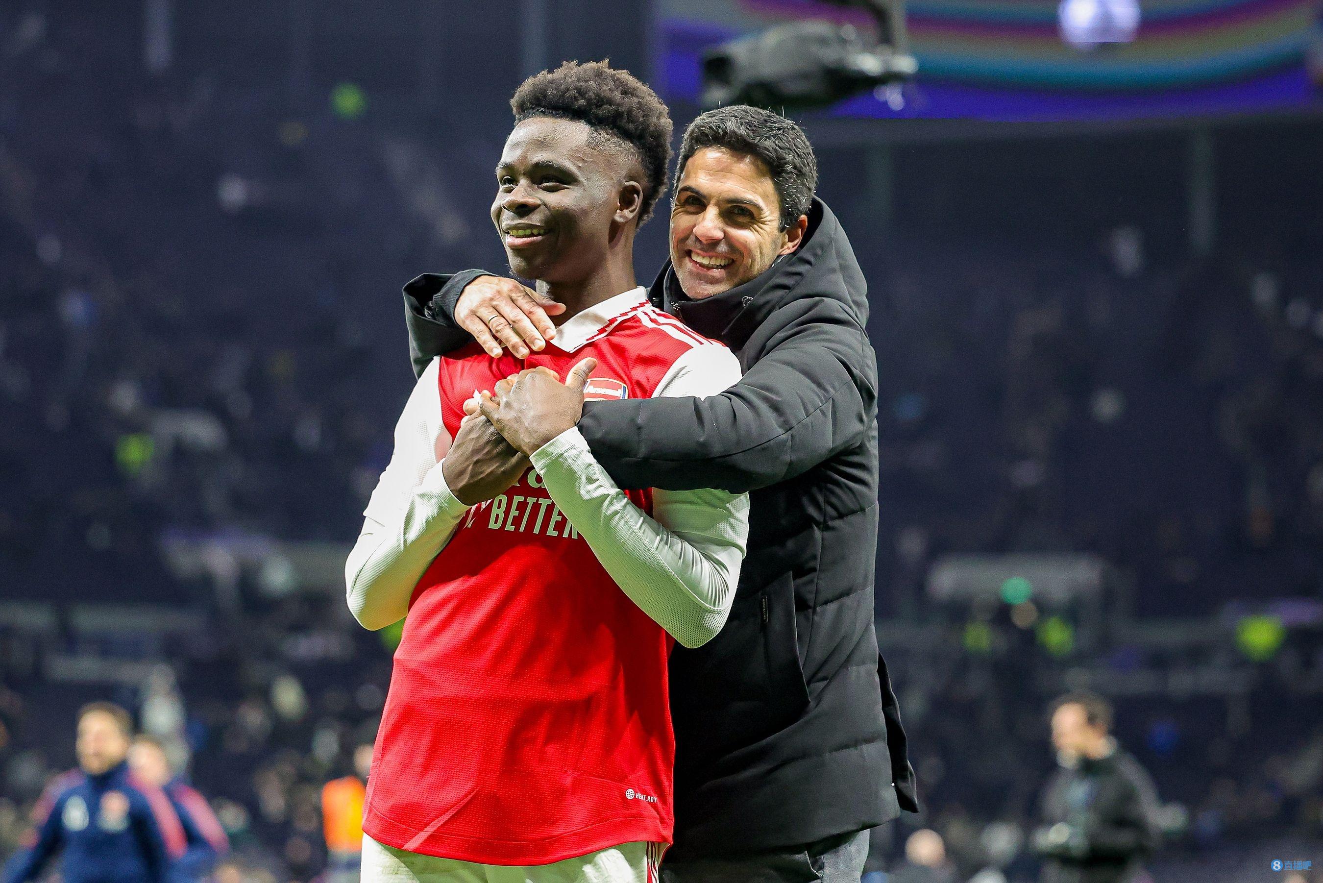 利物浦伤情报告：伊萨克有望复出对阵森林，弗林蓬下月初回归（利物浦伤情更新：伊萨克或迎复出战森林，弗林蓬预计下月初归队）