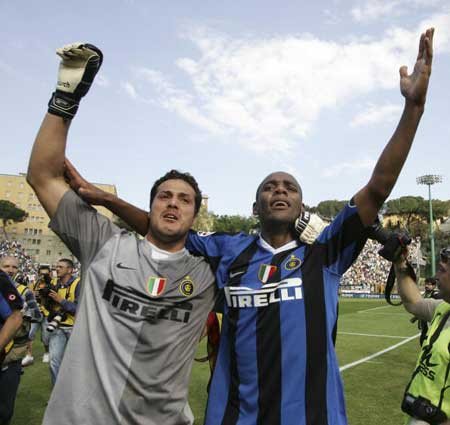 曼联锁定英超新星沃顿，阿莫里姆应果断出手（英超新锐沃顿成曼联目标，阿莫里姆需抢先出击）