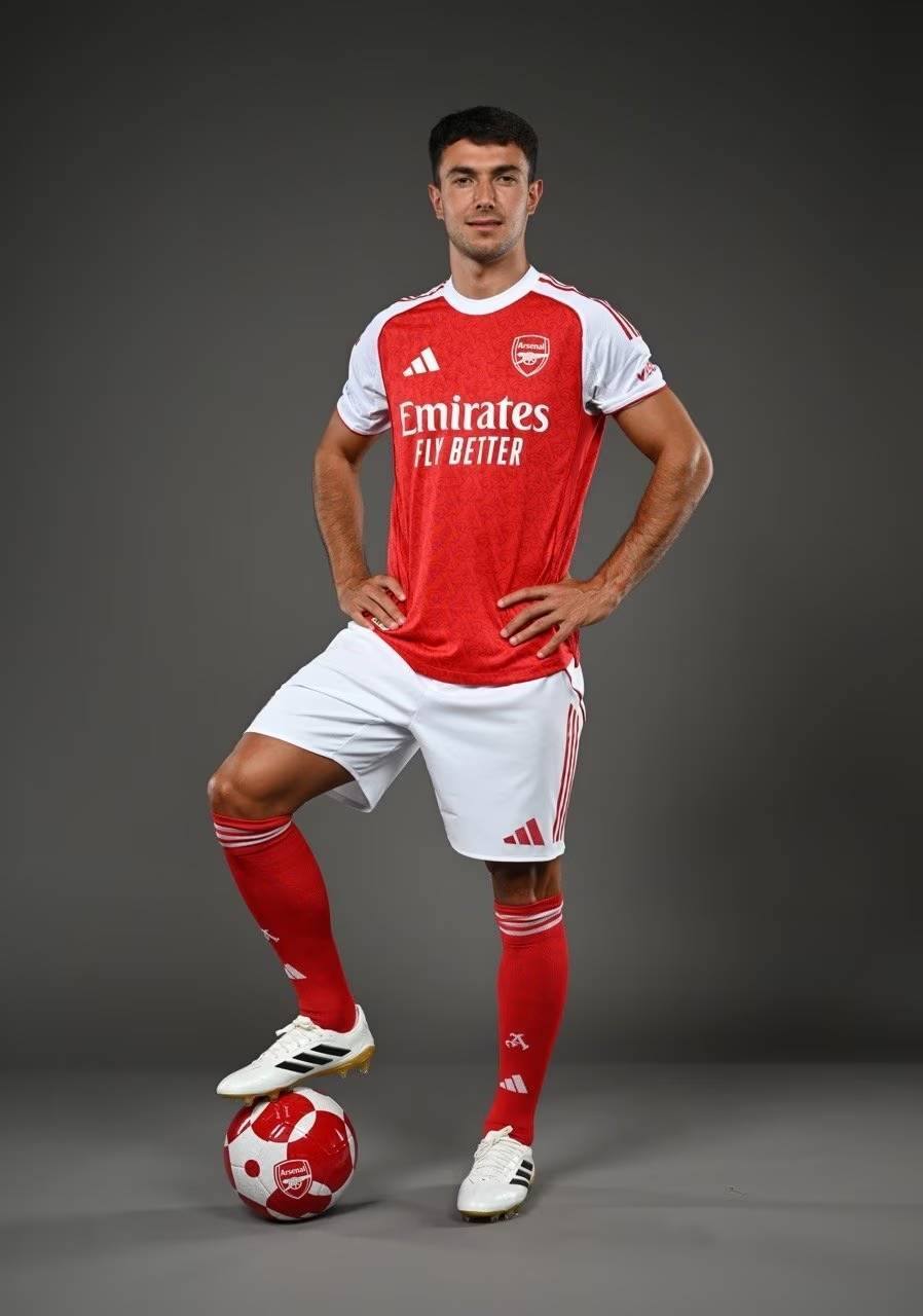 南安普顿不敌普雷斯顿后，后卫内森-伍德与本队球迷发生口角