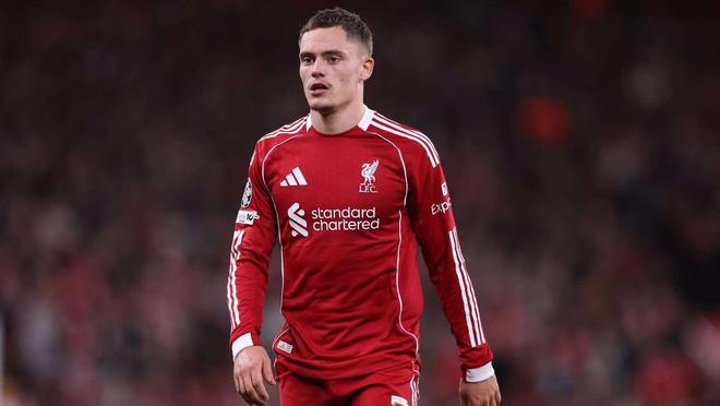 米兰0比1不敌拉齐奥，这场比赛再次证明，米兰需要一个中锋