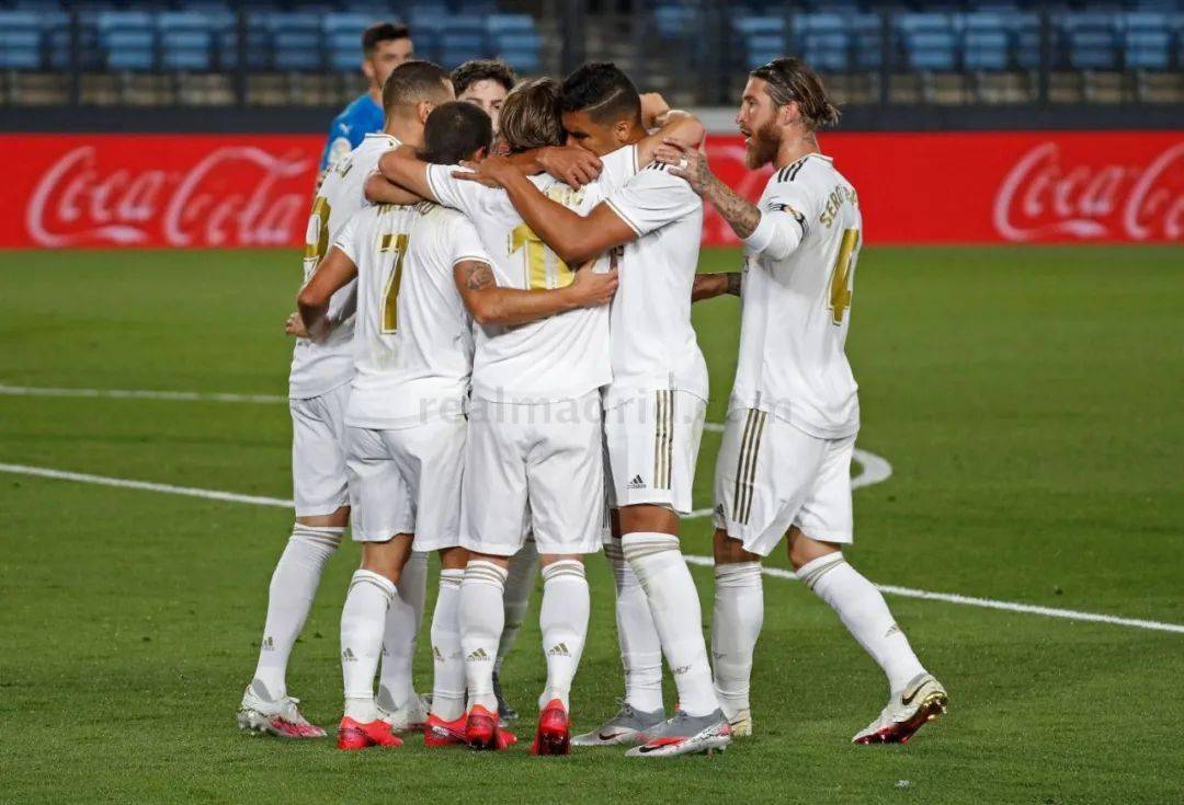 斯基拉：因西涅愿加盟拉齐奥，120万欧年薪签约至27年