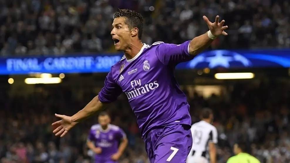 海纳谈于帕续约：以他目前表现，不奇怪其他俱乐部对他有兴趣（海纳谈于帕续约：以其当前表现，获其他俱乐部青睐并不意外）